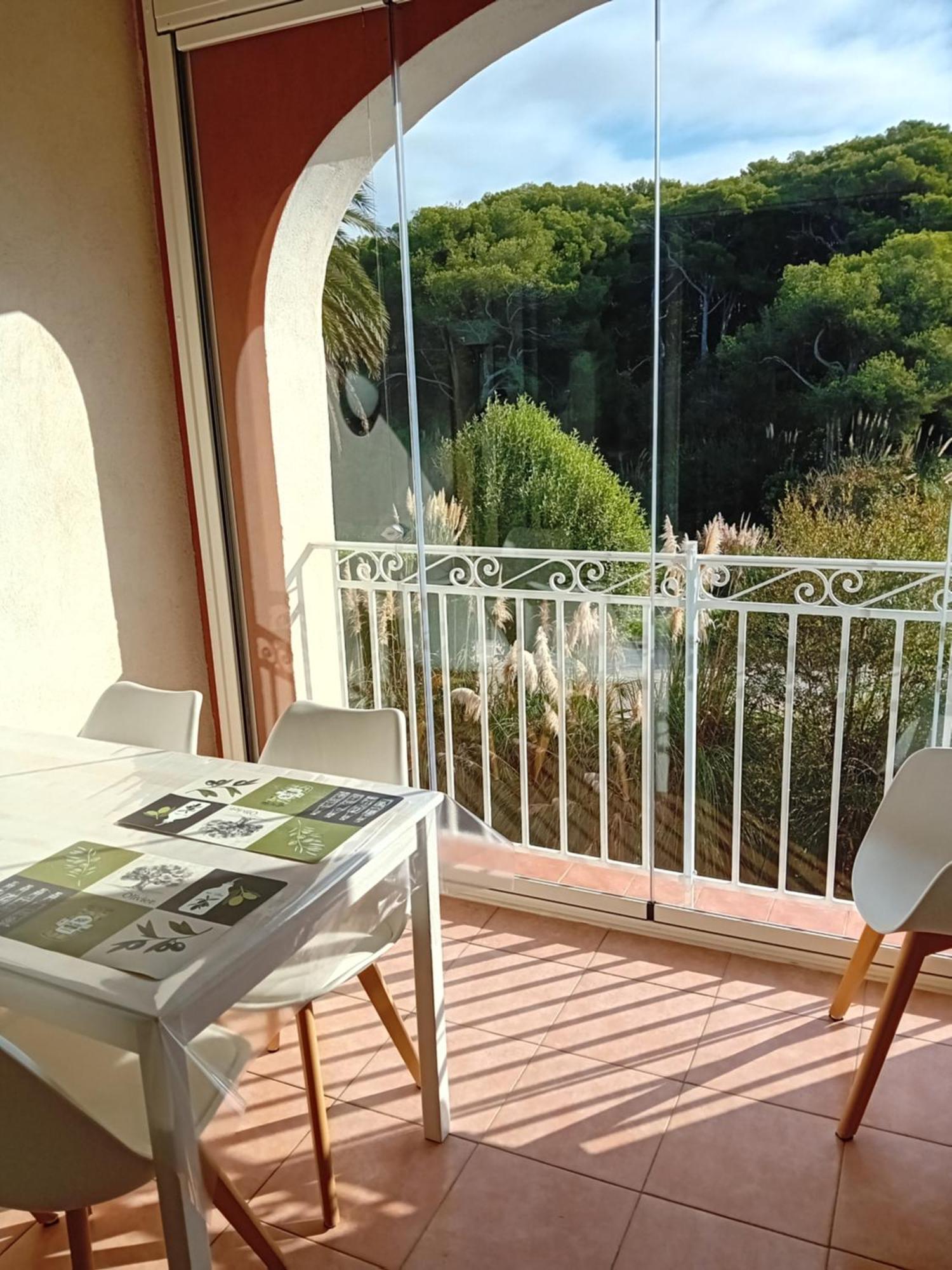 Appartement T2 Avec Piscine A 100 M De La Plage Six-Fours-les-Plages Esterno foto