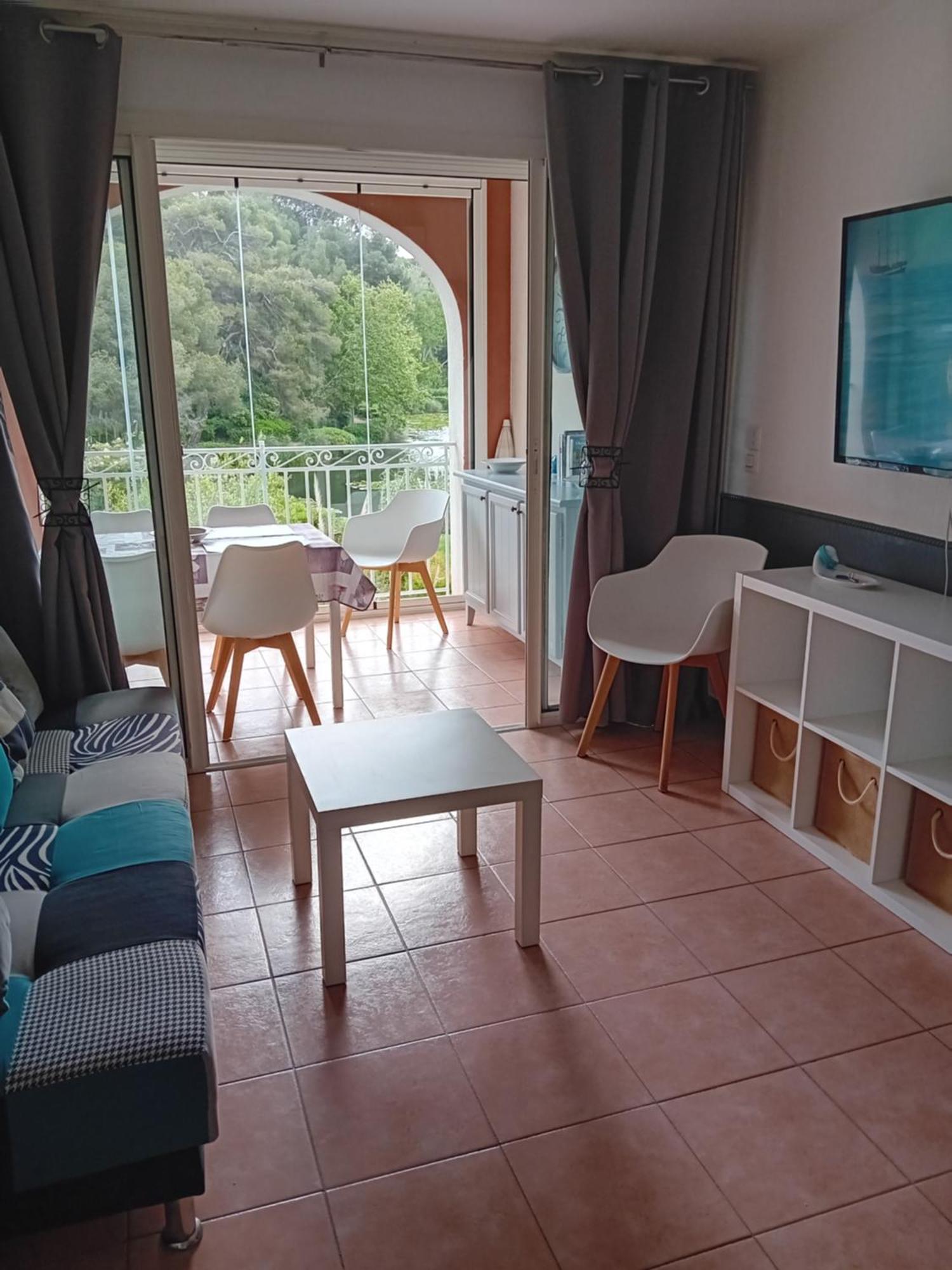 Appartement T2 Avec Piscine A 100 M De La Plage Six-Fours-les-Plages Esterno foto